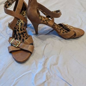 Jessica Simpson heels